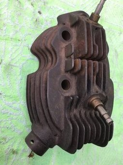 Liatinová hlava na NSU 351 OS, OSL  na vlásenkové pružiny