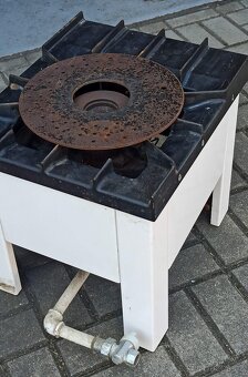 Robustní plynová stolička JUNO na zemní plyn