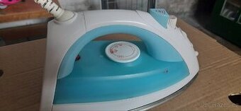 Prodám žehličku Moulinex za 300 Kč HK