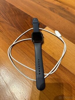 Apple Watch Series 8 • 45 mm • GPS + Cellular • nerez
