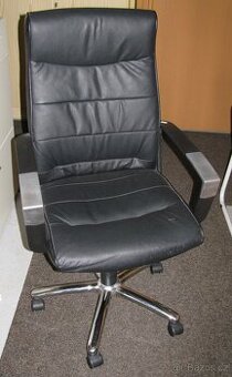 Kancelářské křeslo