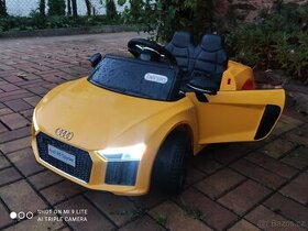 Dětské elektrické autíčko Audi