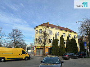 Prodej bytu 2+kk, 43 m2, po kompletní rekonstrukci, Praha 4  - 1