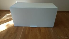 IKEA - horizontální nástěnná skříňka METOD