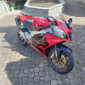 Aprilia RSV 1000 vymena mozna