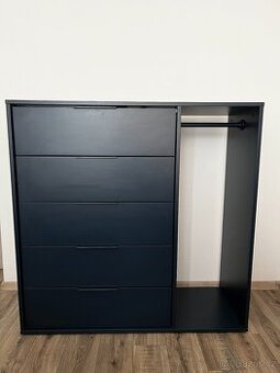 Tmavě modrá komoda - 1