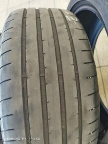Pneu Goodyear R 18" - 1