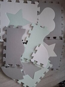 Pěnové puzzle