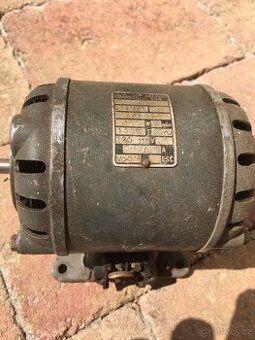 Elektromotor 220V, 16W, 1300 ot., Atlas Náchod