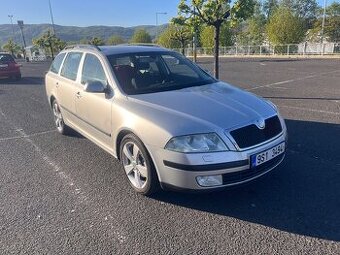 Škoda Octavia 2.0 tdi 103kw BKD servisní knížka