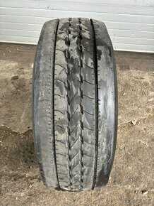 1x pneu Goodyear 385/65 22,5 - 11mm vzorek