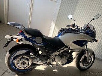 BMW 650