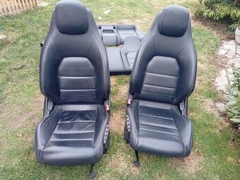 MERCEDES BENZ E COUPE C207 RV 2010 SEDAČKY ČERNÁ KŮŽE PĚKNÉ