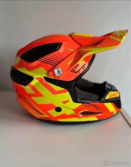 LEATT helma - 1