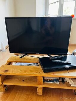 Televize Orava a blue ray DVD prehravac