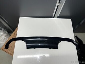 Originální část zadního difuzéru – BMW M4 F82