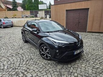 Toyota C-HR 1.8 Hybrid E-CVT rok 2020