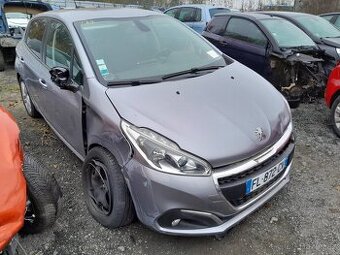 Peugeot 208 1,2 VTI-15TKM