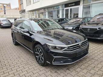 VW Passat B8 GTE Variant 1.4TSI 160kW DSG - záruka Autodraft