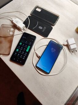 Samsung A51 a Infinix hot30i