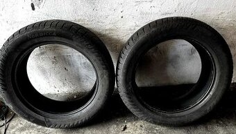 Sada 2 kusů zimních pneumatik 215/55 R17 Cena za vše
