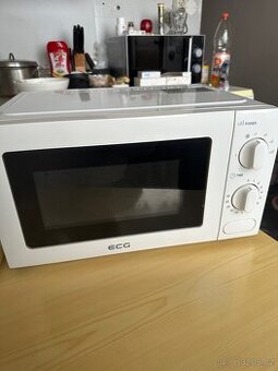 Mikrovlnná trouba ECG