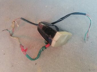 Predné svetlo na Babetta 207