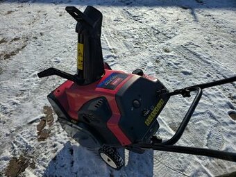 Sněhová šneková fréza Toro - benzín