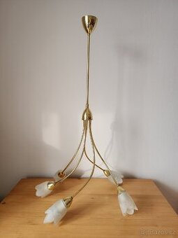 Krásný Vintage zlatý kovový lustr