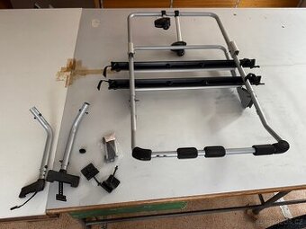 Nosič kol na zadní dveře Thule