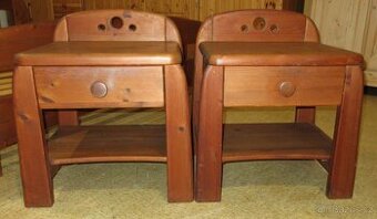 Stolky noční z borovice - celomasiv - Výborný stav
