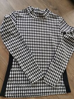 Tričko se stojackem vel. 146/152 zn. Lindex