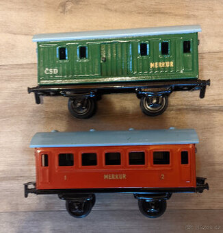 2 vagony Merkur