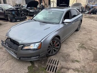 Audi A8 D8 havarovanou 4.2tsi auto startuje jede