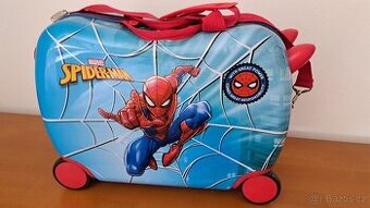 Dětský „vozící“ kufr – pěkný