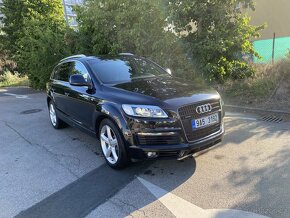 Audi Q7 3.0 tdi , S line