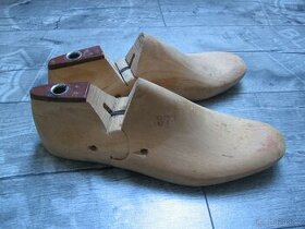 Dámská kopyta na boty ze dřeva - 1