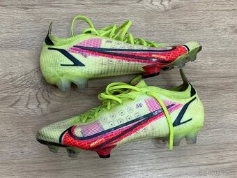 Mercurial Flyknit Vapor