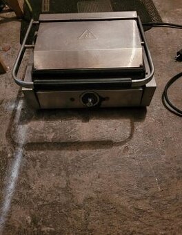 Kontaktní grill PROFI - 1