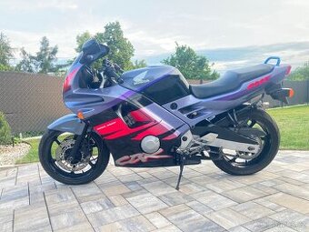 Honda CBR 600F r.v. 1992 TOP - stav