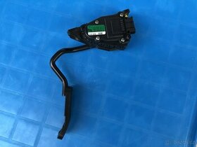 Plynový pedál s el. modulem VW Sharan