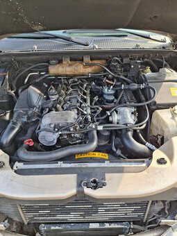 Prodám Motor Mercedes benz ml 270cdi om612 výkon 120kW