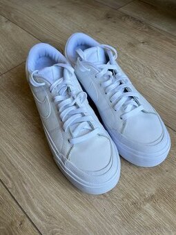 Nike boty