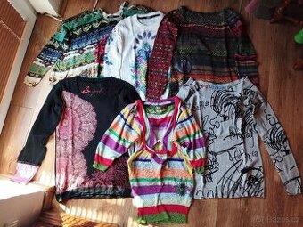 svetřík Desigual vel. S