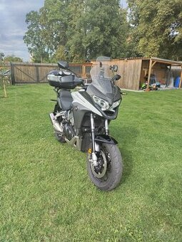 Honda vfr 800 crossrunner