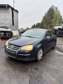 Vw jetta cely vůz po dílech