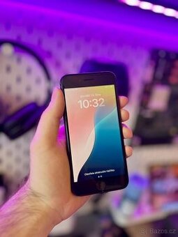 Apple iPhone SE 2020 64 GB Black