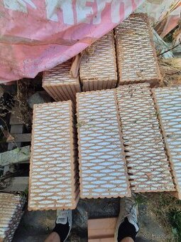 Prodej přebytků ze stavby