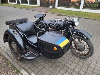Dněpr,Ural K 750 se side
