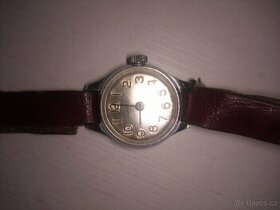 RETRO HODINKY CHAIKA